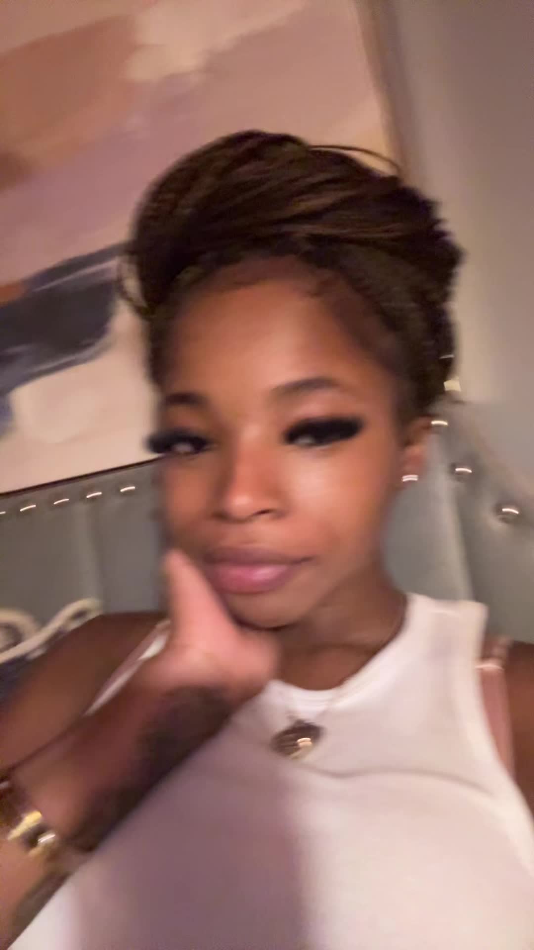 @whoisshe