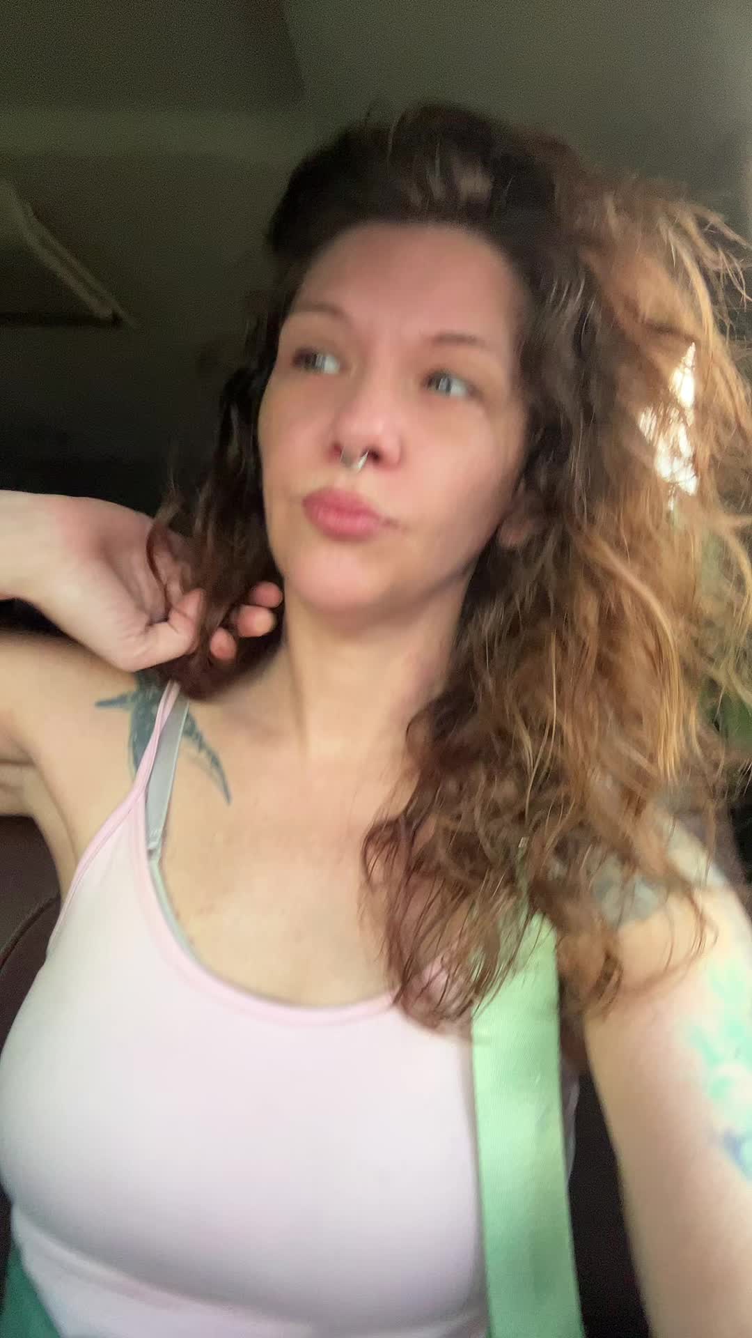 @ladyj_0420
