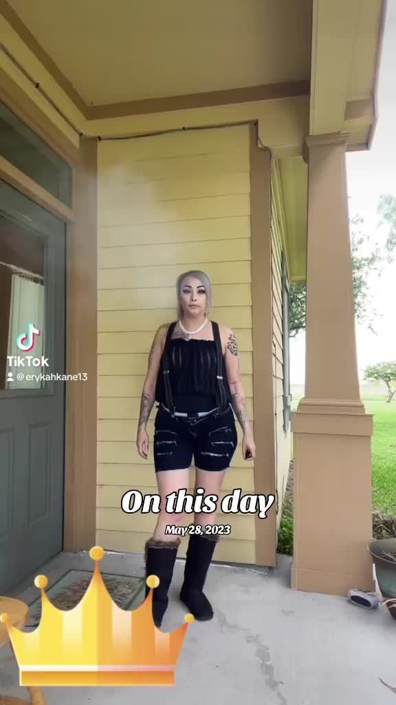 @ErykahKane