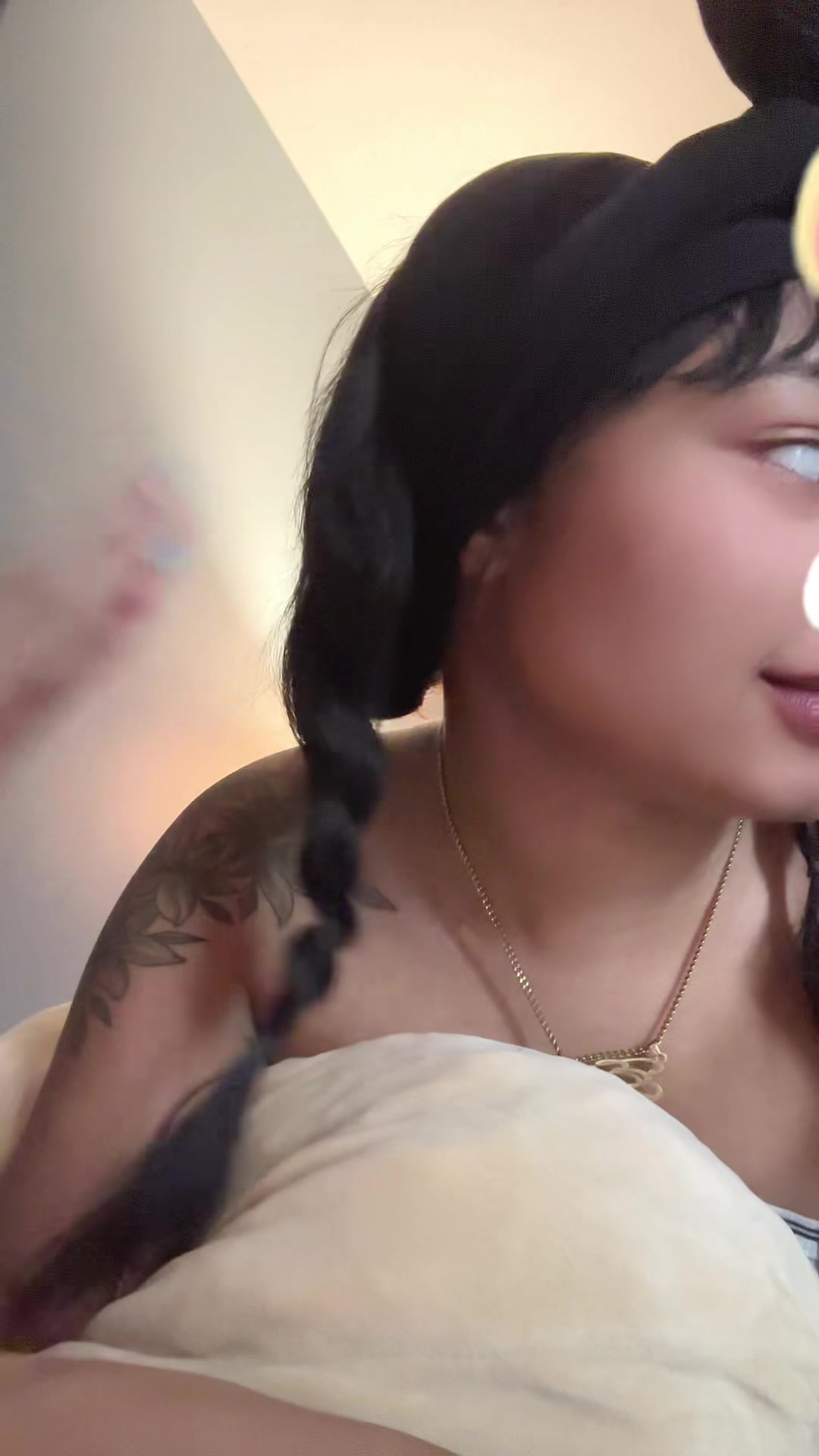 @☥