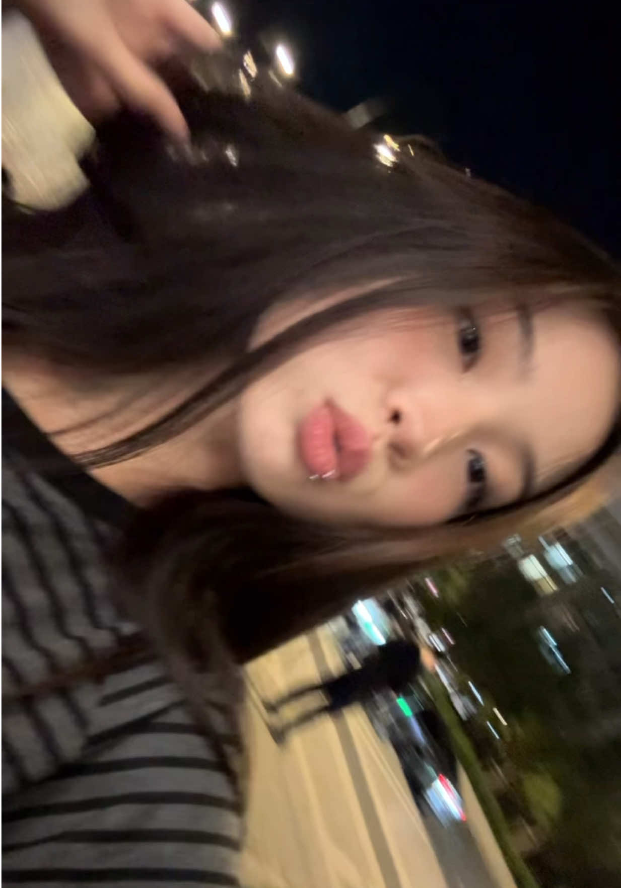 @2,184.8<33