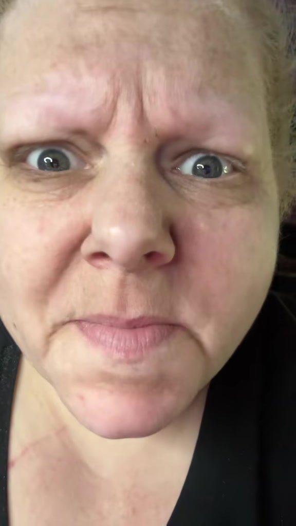 @Over40makeuptok