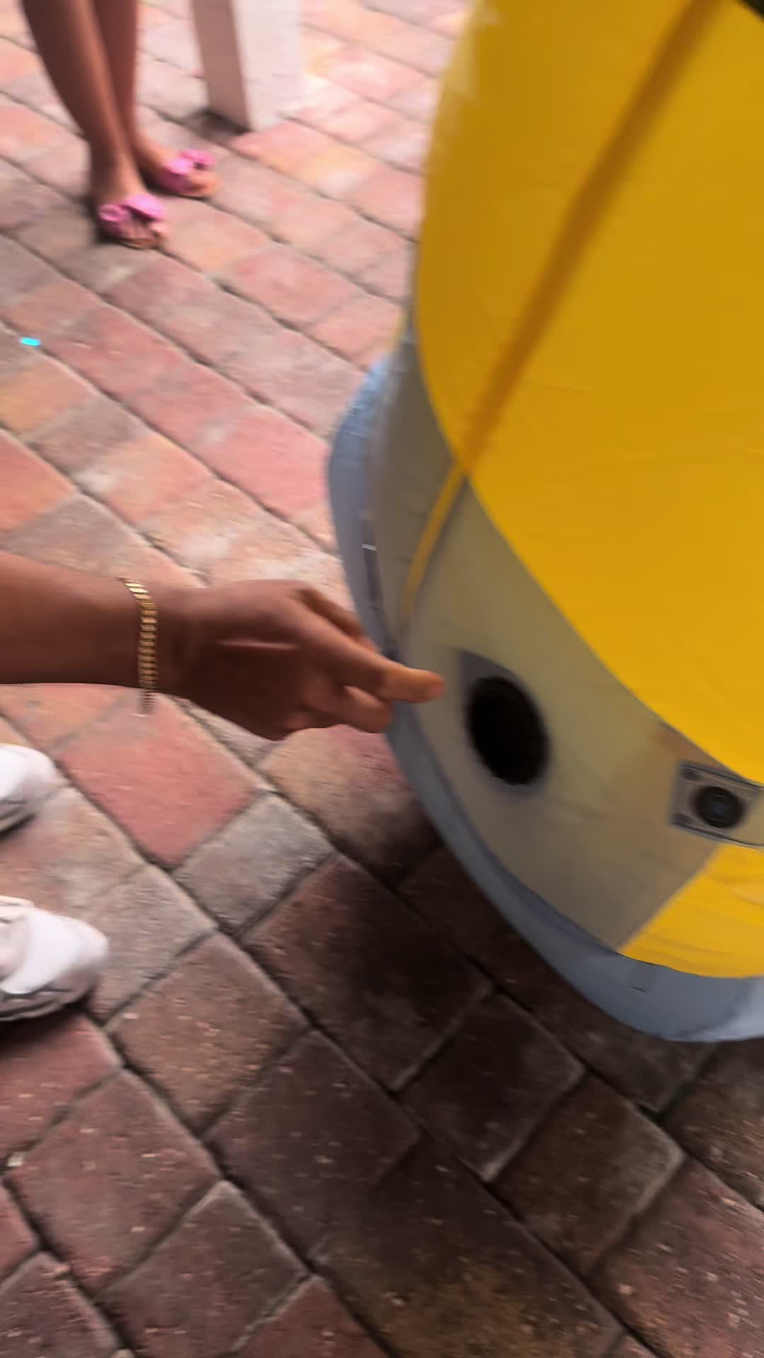 @Gusano