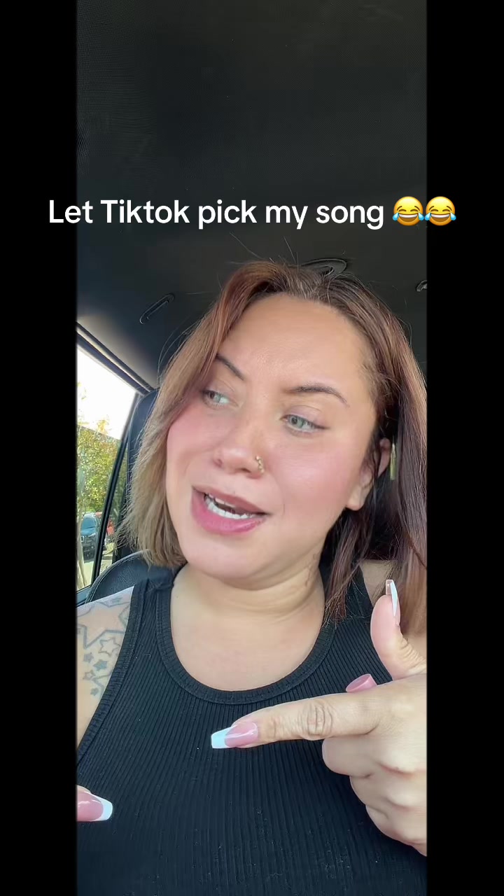 @MijaPleaseKarina
