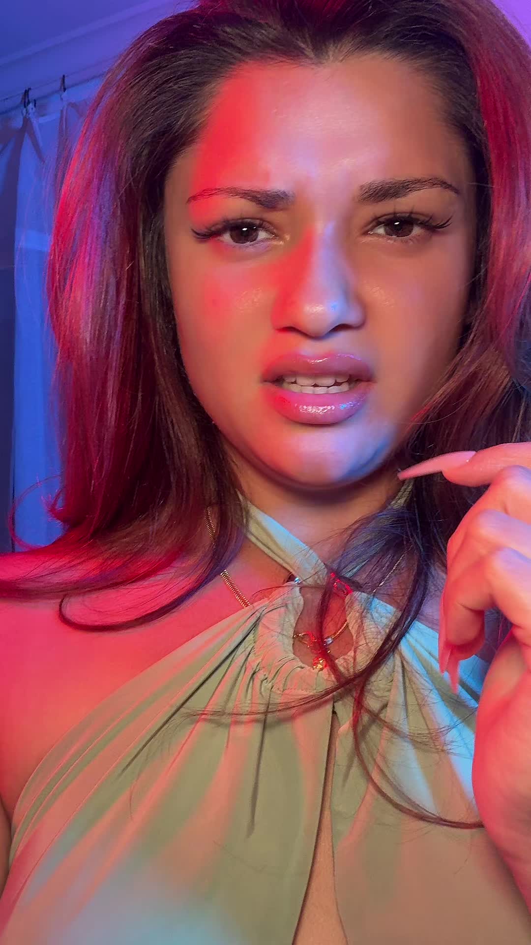 @โ
๐ช๐ฏ๐จ๐น๐ฐ๐บ๐ด๐จ โ