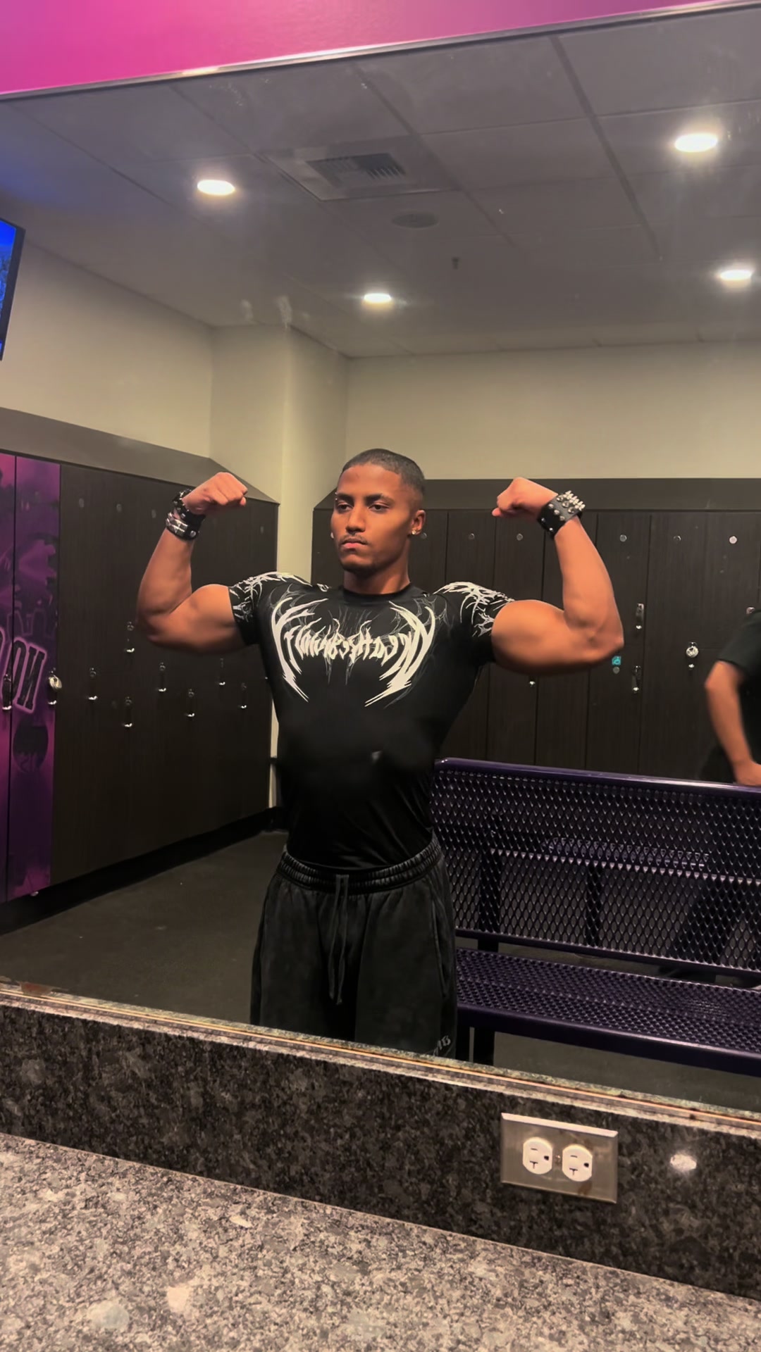 @mylesliftingweights