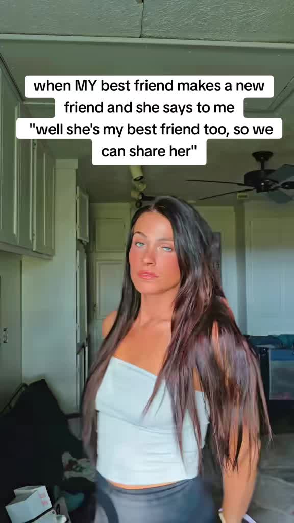 @moodymegan