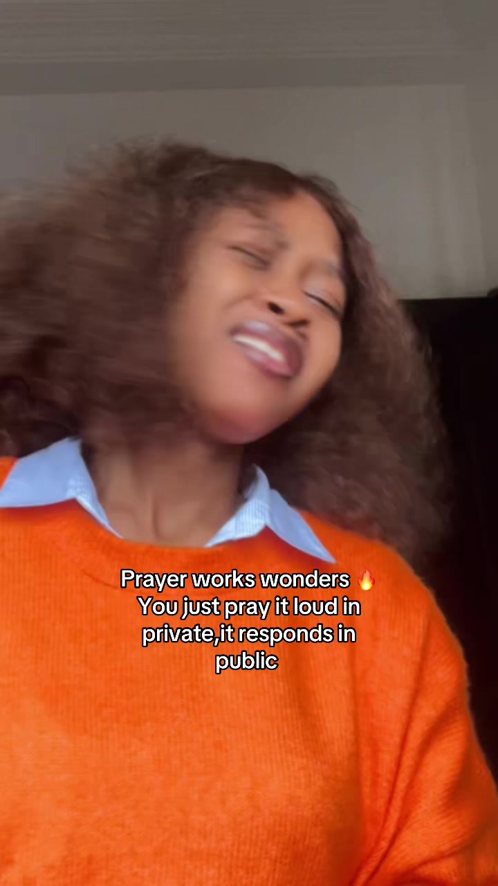 @chucaroline