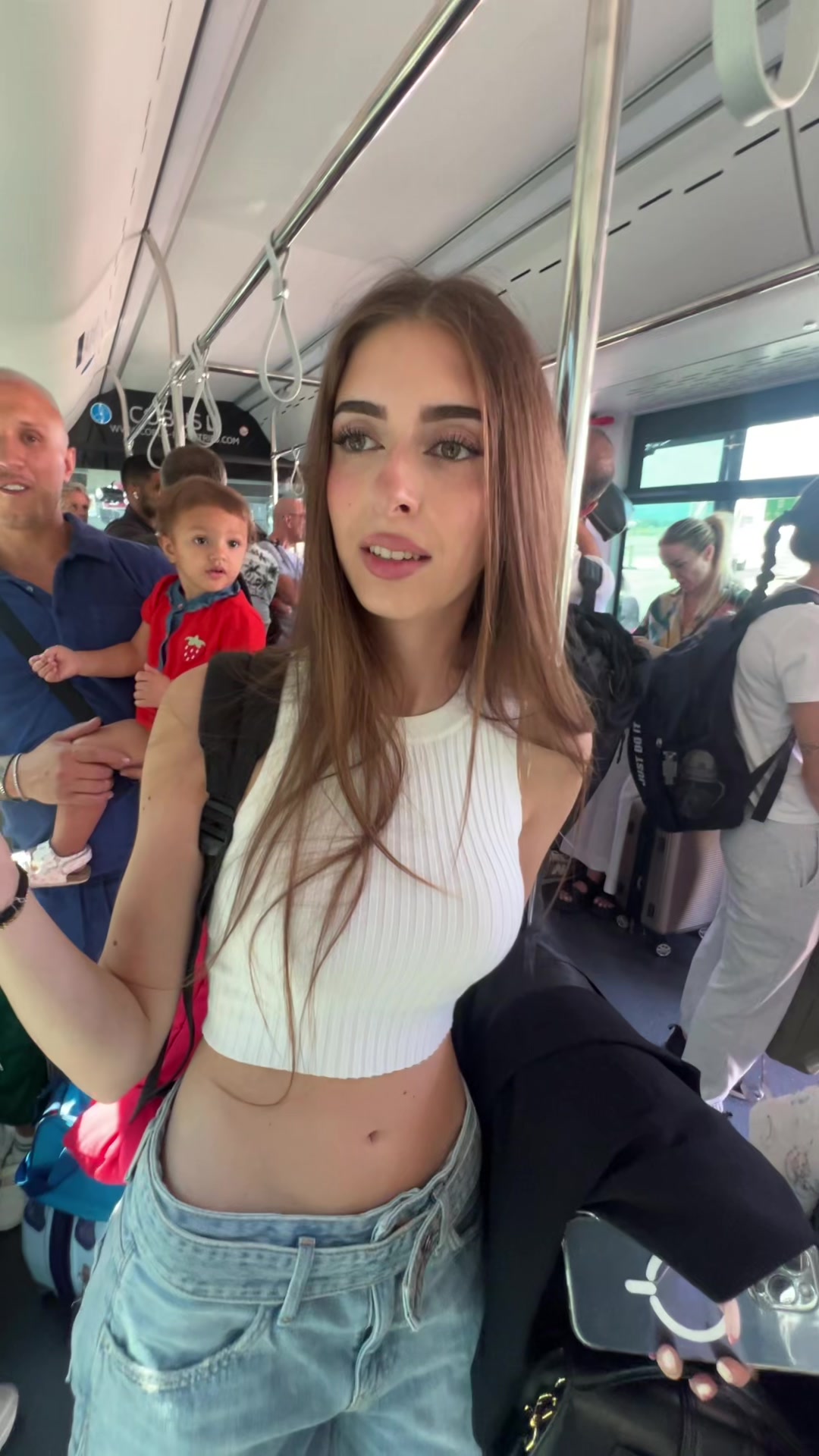@Ila🇦🇱