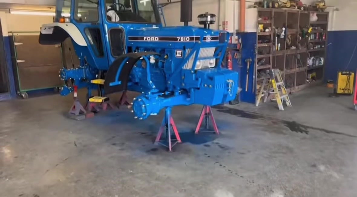 @FRIKS FARM EQUIPMENT & SALVAGE