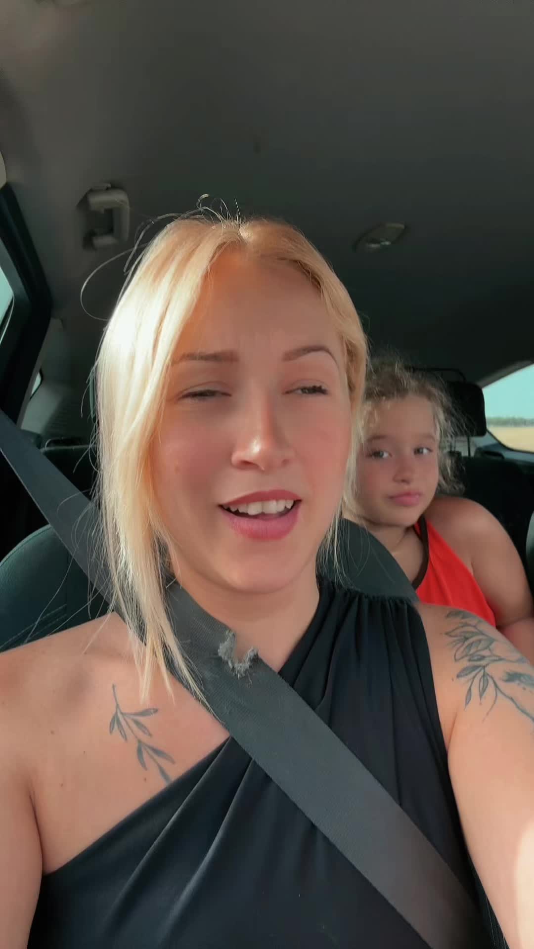 @Jennifer🌶️