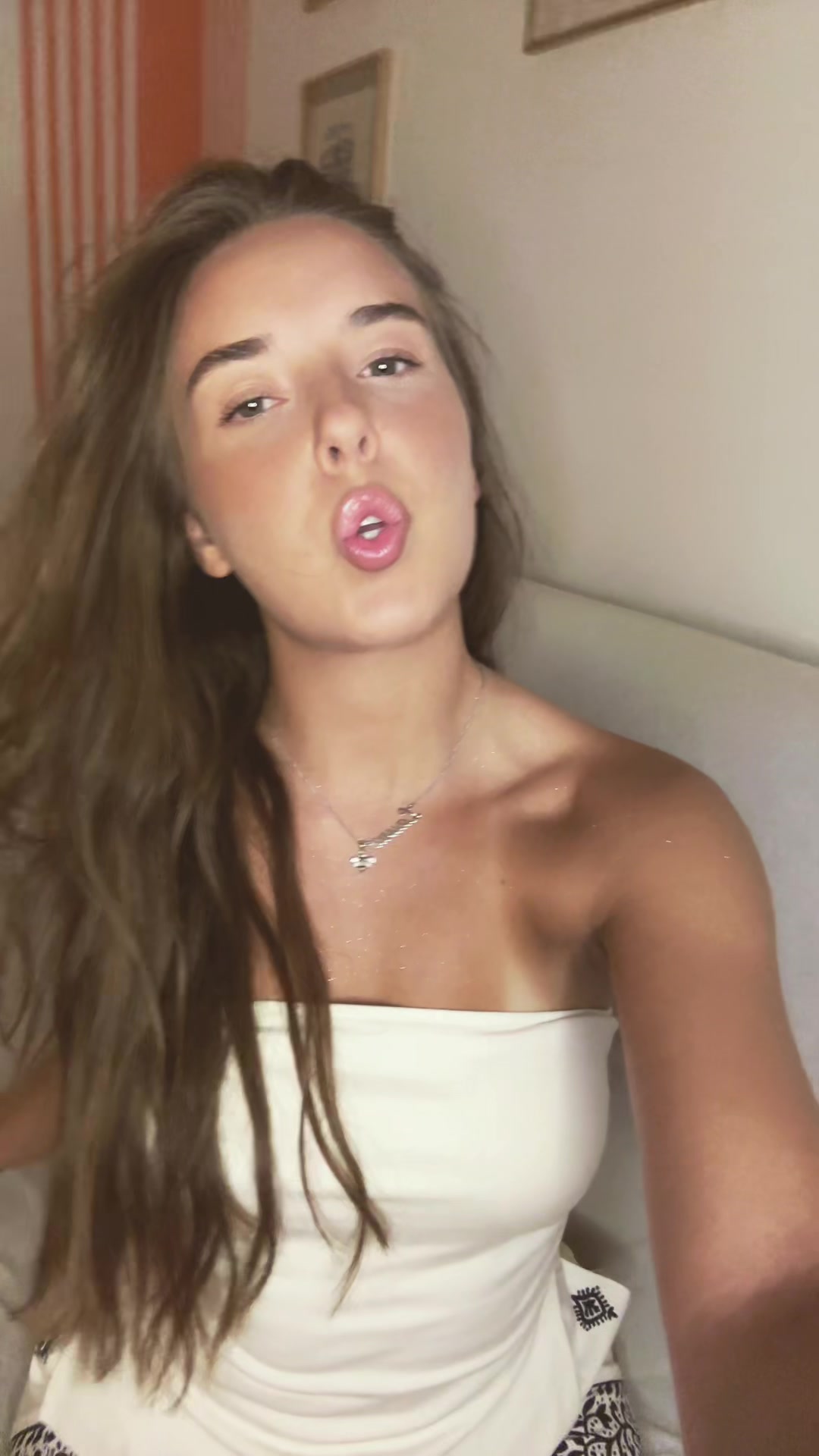 @laaauuraaaaaa