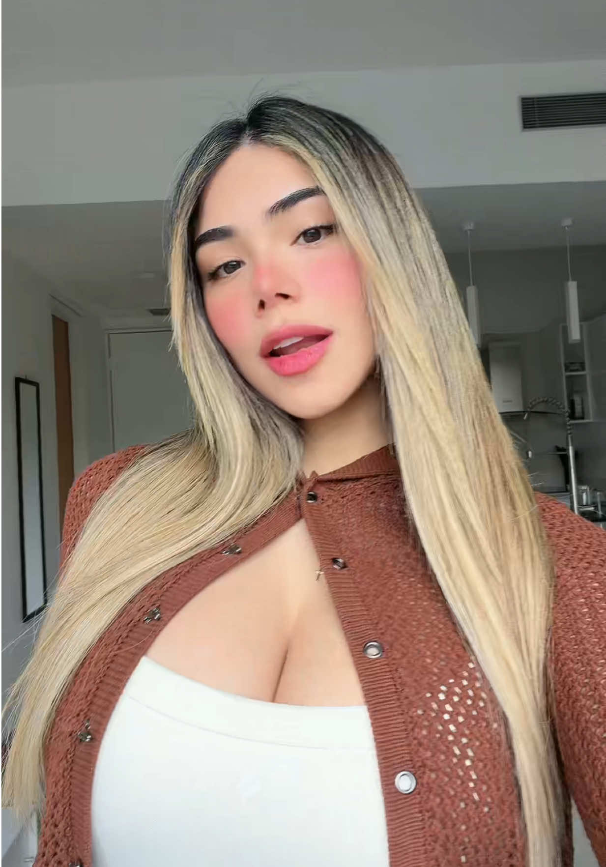 @Victoria Valentina Acosta F