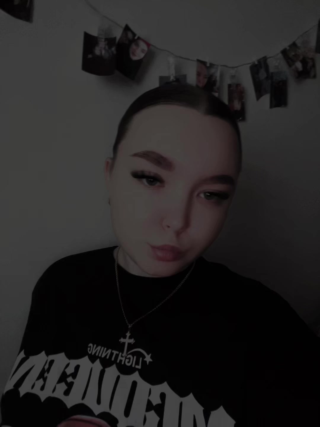 @viks_lips
