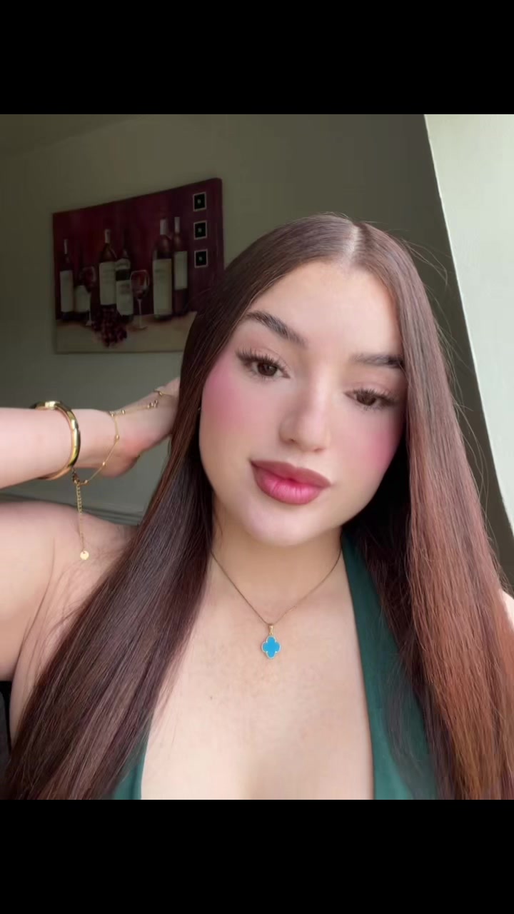 @Paola Finol👩🏻🦰