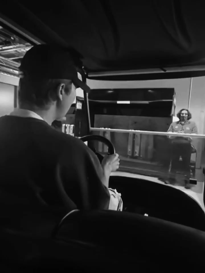 @𝐌𝐑. 𝐅𝐀𝐍𝐓𝐀𝐒𝐓𝐈𝐂