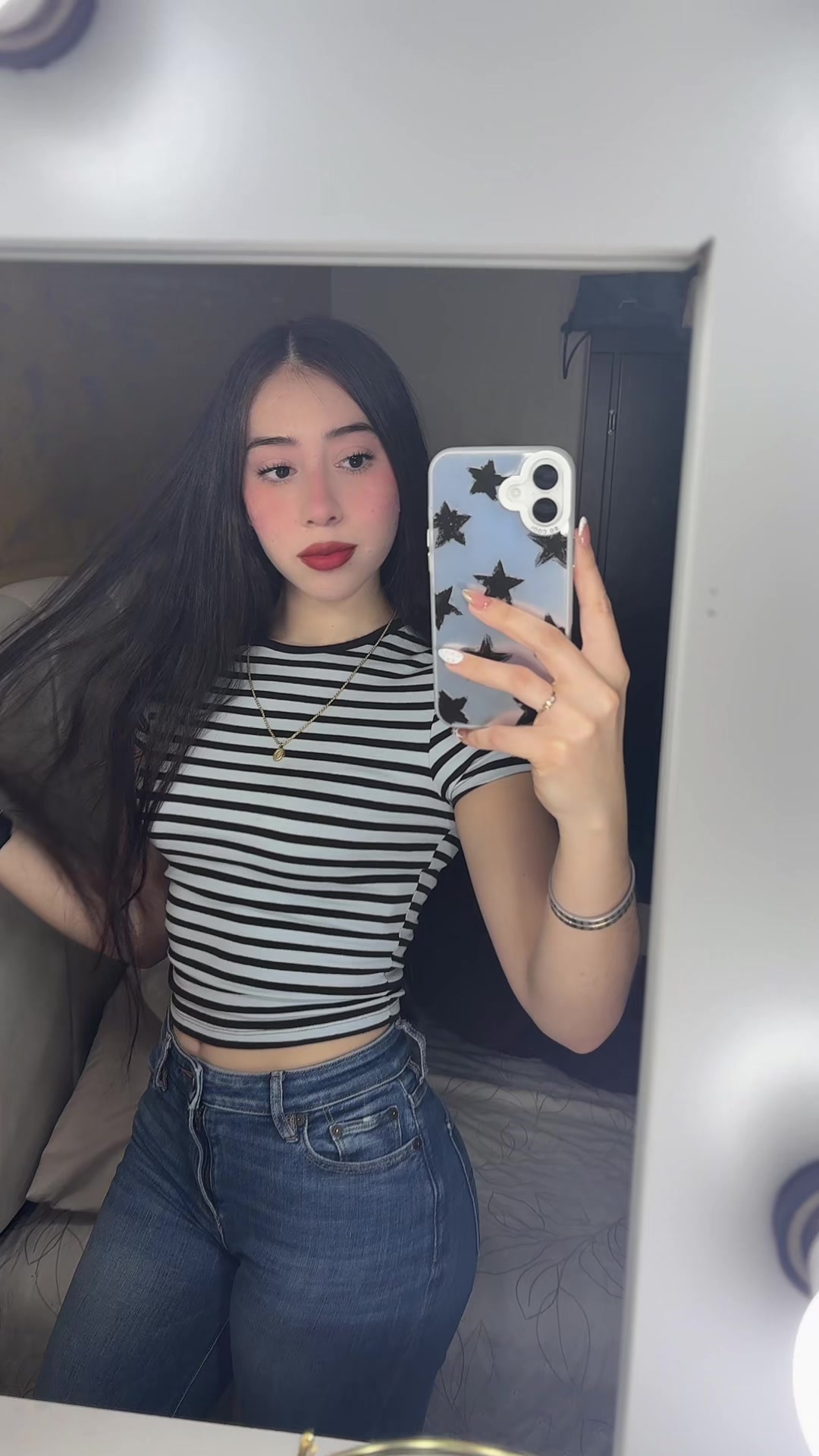 @Lesssh🧚🏻&zwj;♀️