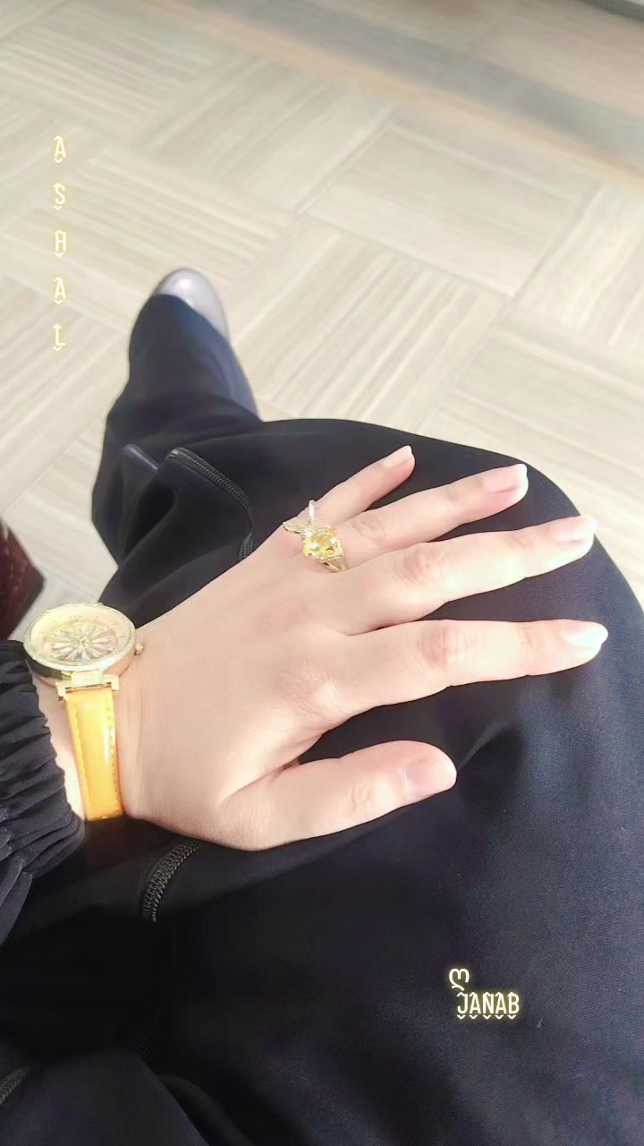 @Aʂԋαʅ💕