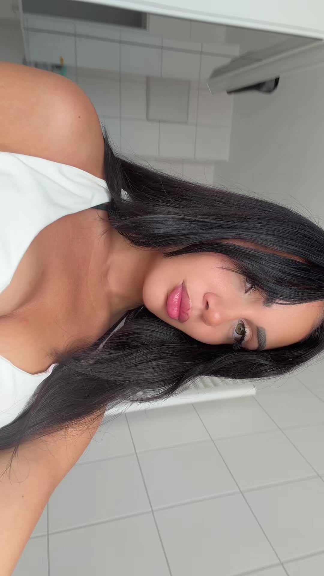 @banuxelaaa