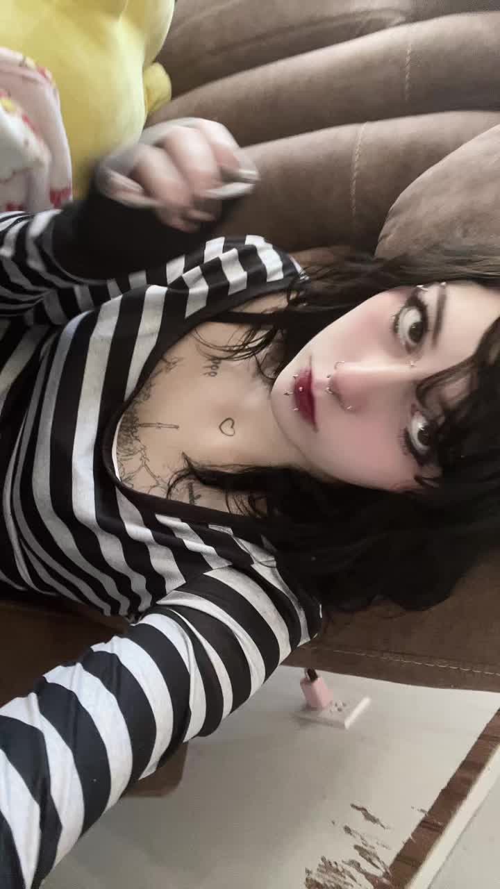 @mckaylee ≽^•༚• ྀི≼