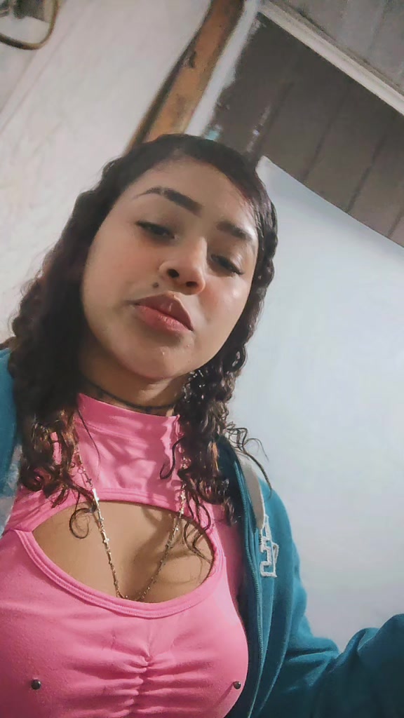 @t&uacute; nenas chiquita ☘️