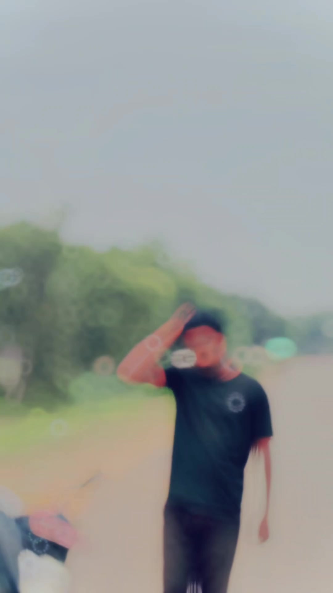 @𝚋𝚞𝚗𝚗𝚢