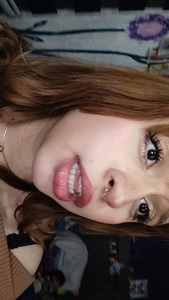 @Vickiss✮⋆˙