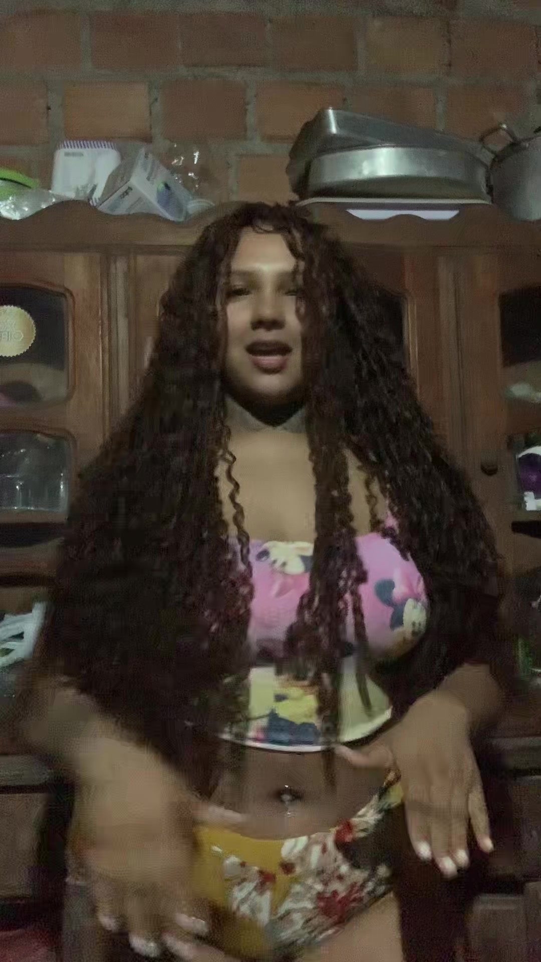 @🫦