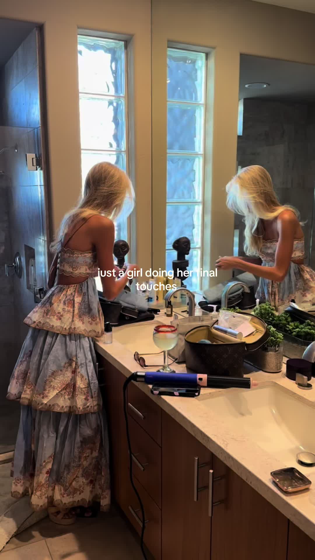 @Elizabethjjoness
