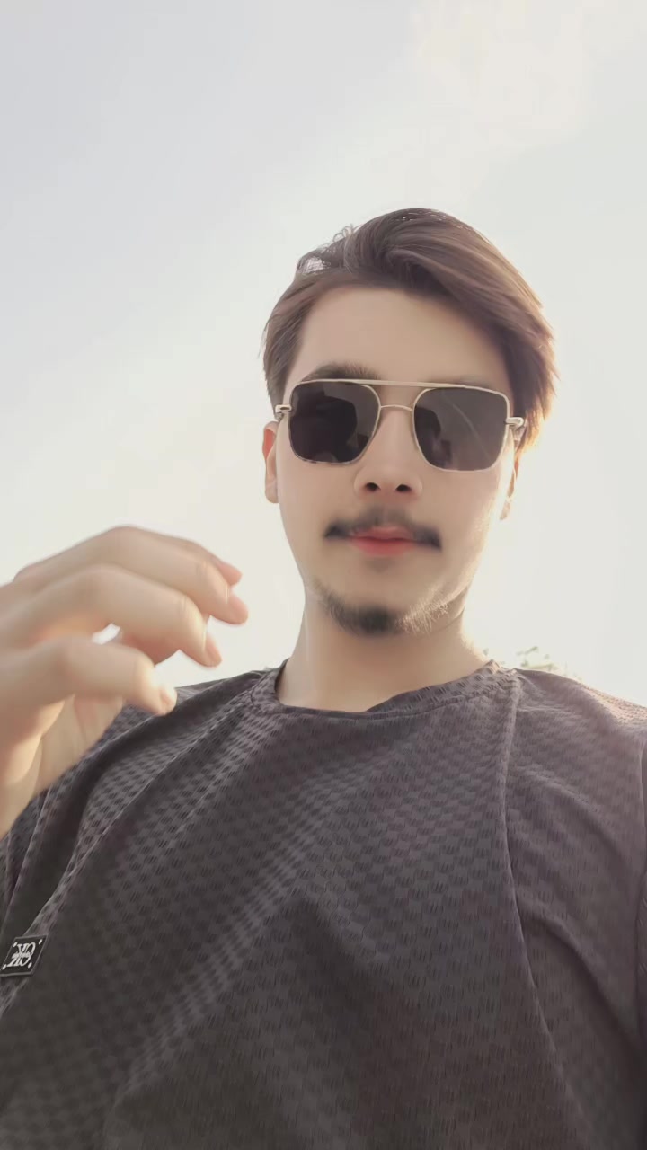 @Xaini 😎