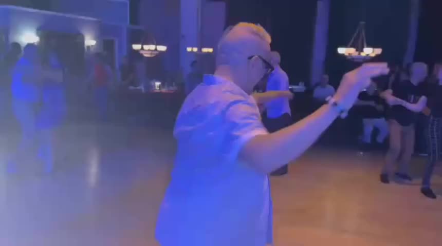 @RickyQ Lifestyle