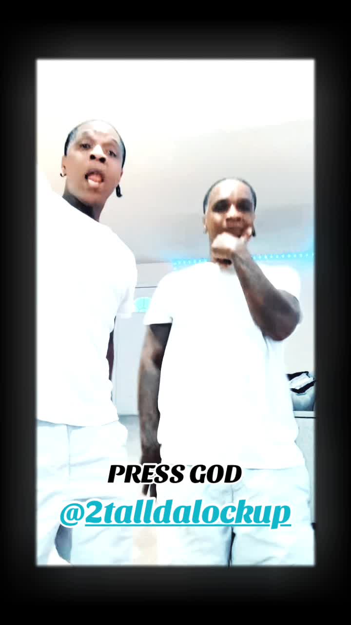 @famousray1