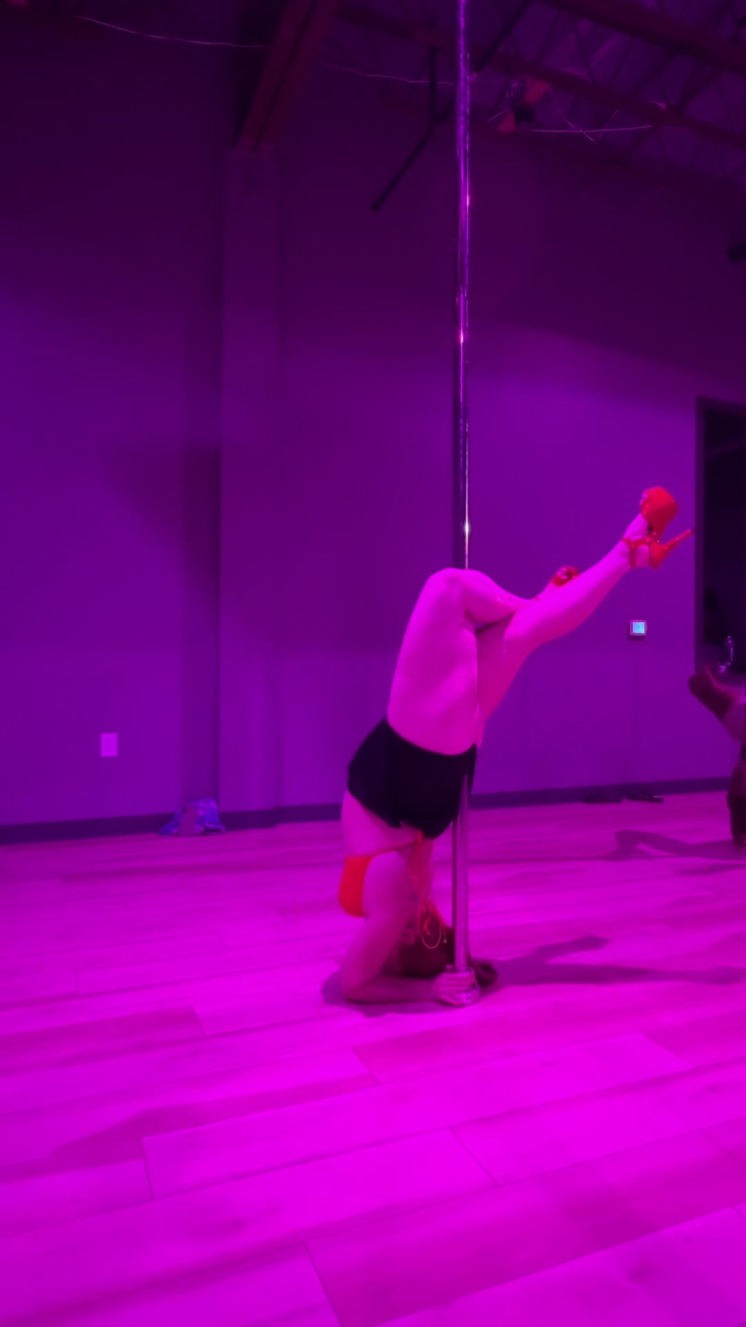 @Mary Jane Pole