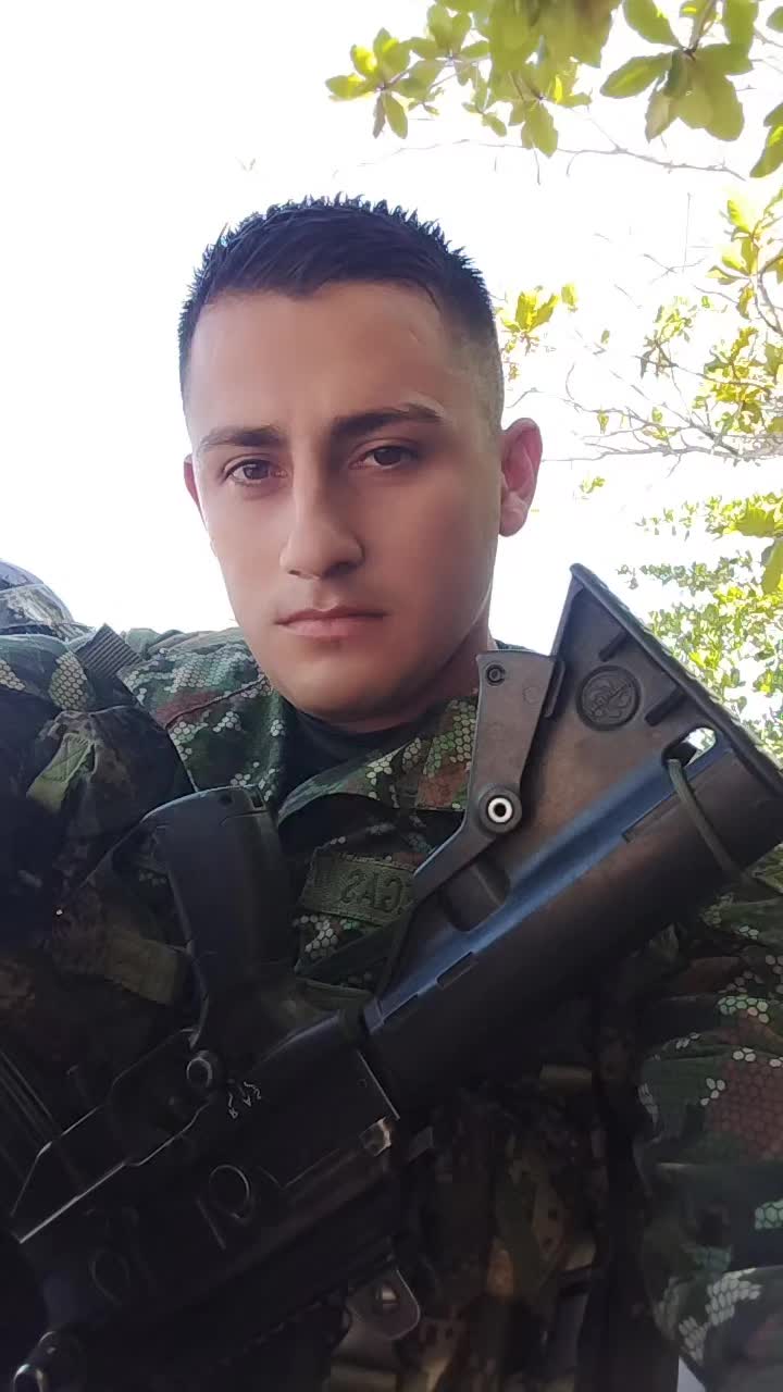 @DAVID ÁLVAREZ