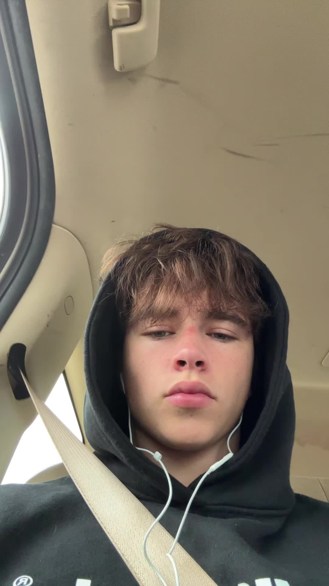 @️