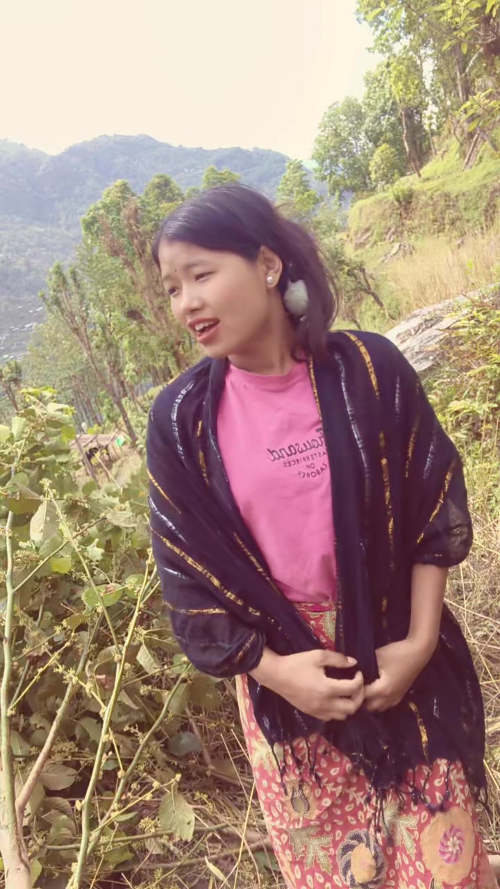 @🥰💔👤 Mochyang..🇳🇵❤️😍