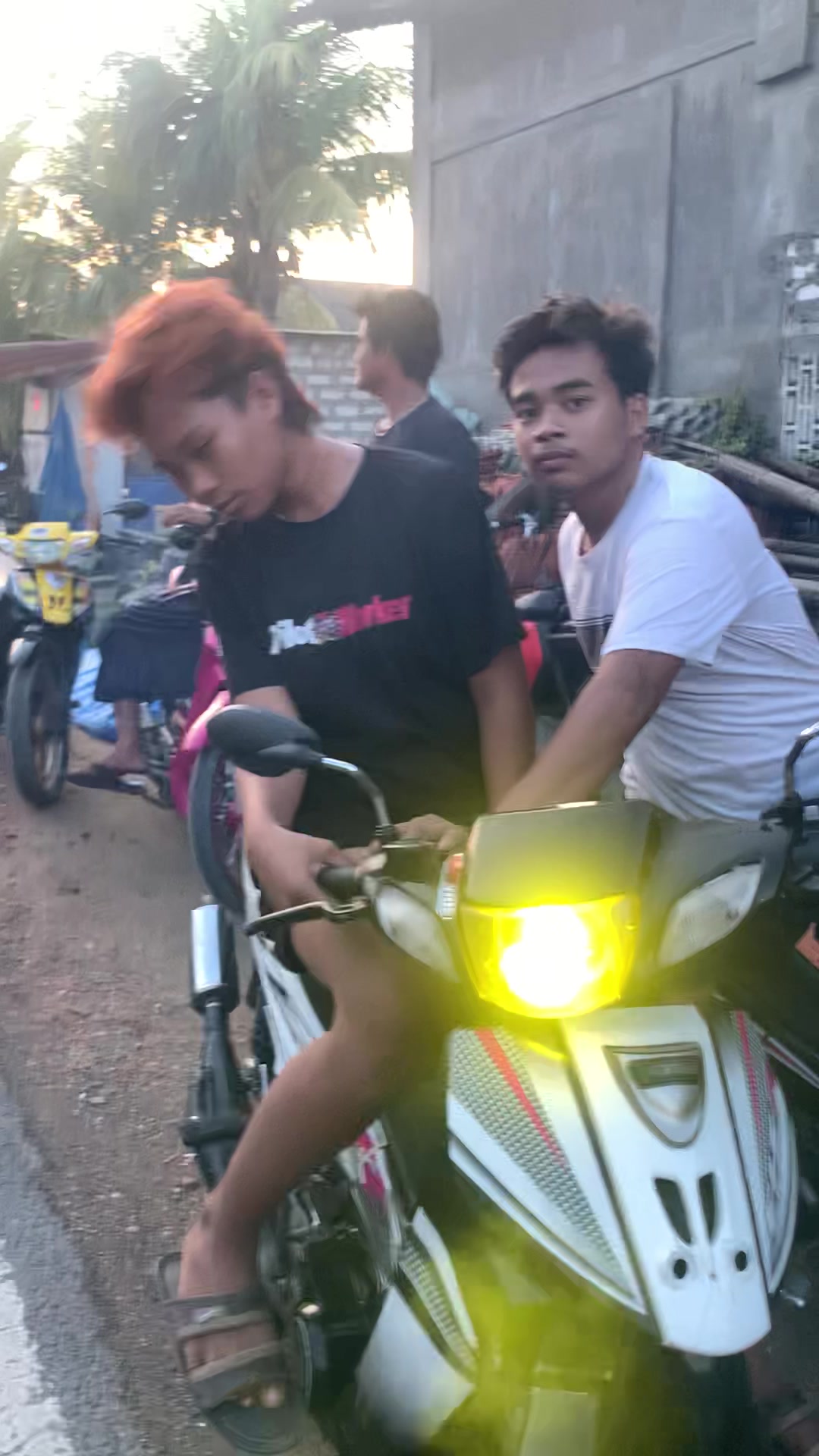 @๐๐ ๐ค๐ ๐๐๐ก๐ข๐๐ฃ ๐ผ.๐๐ซ