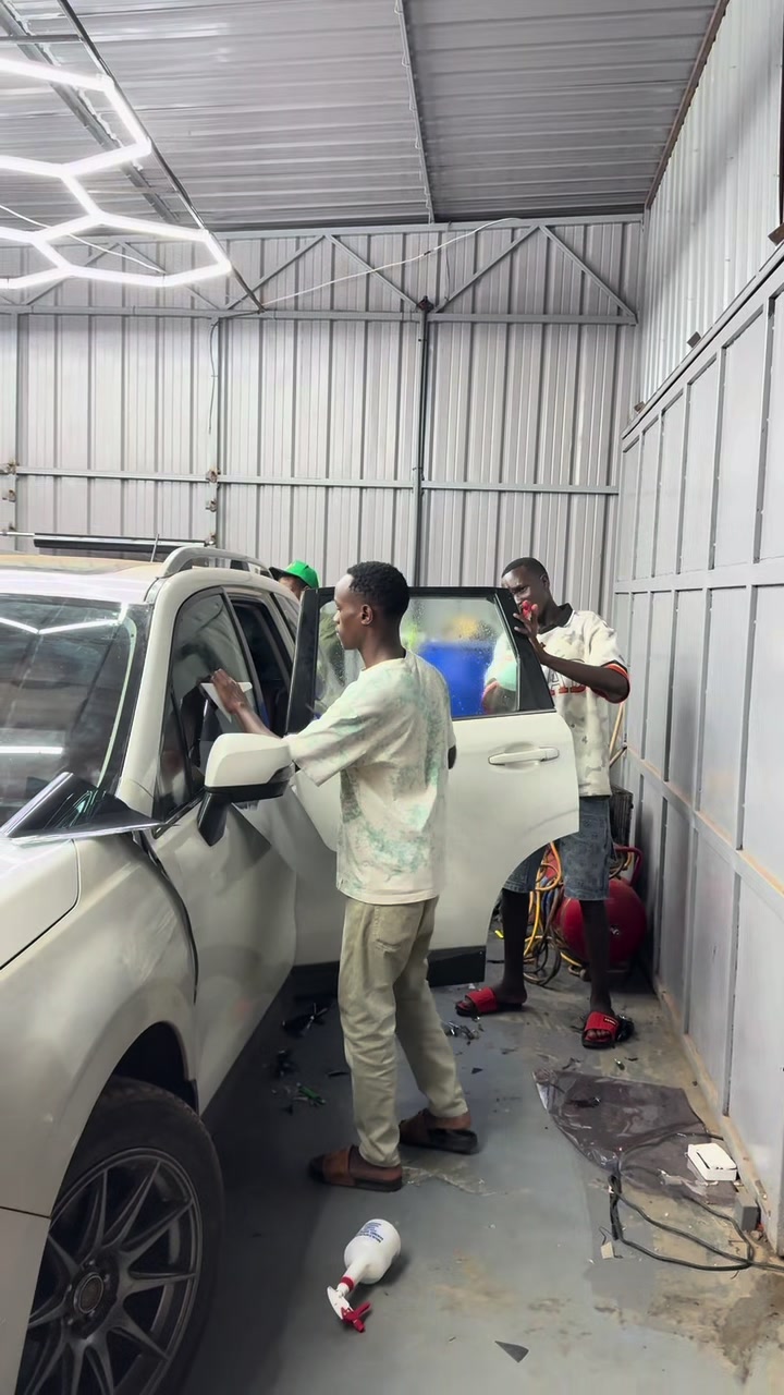 @WhycliffeTints 0751270127
