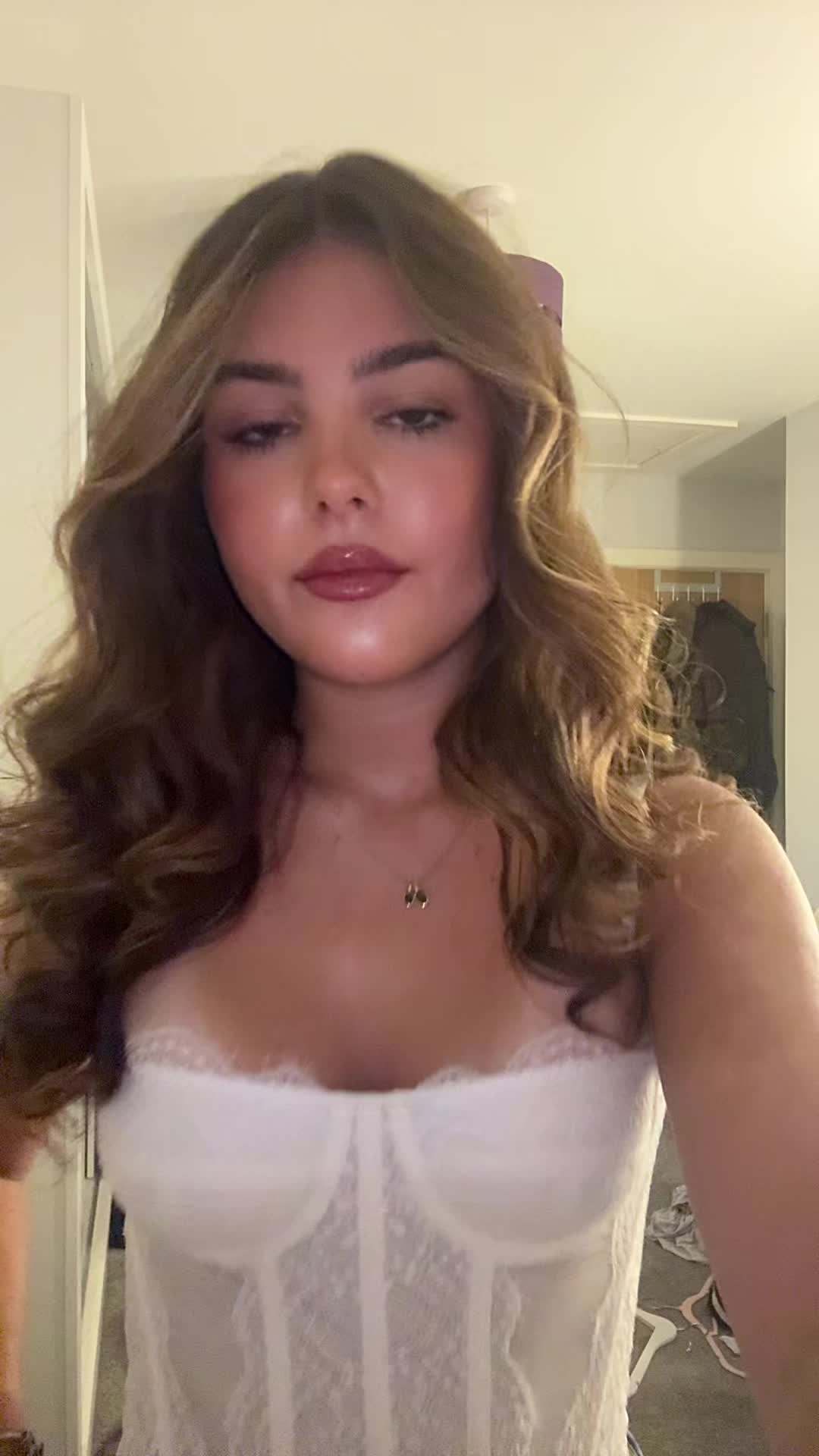 @lily🥂
