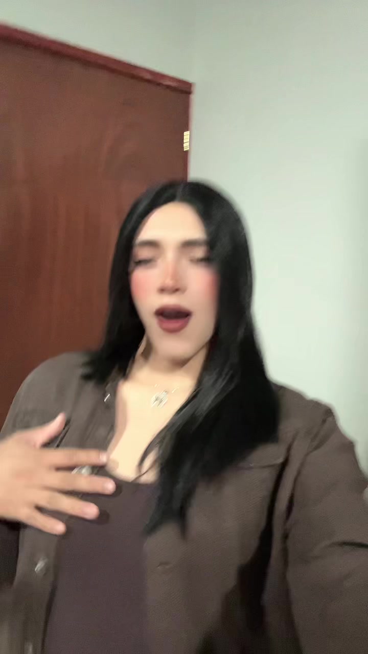 @Angie Ferrer