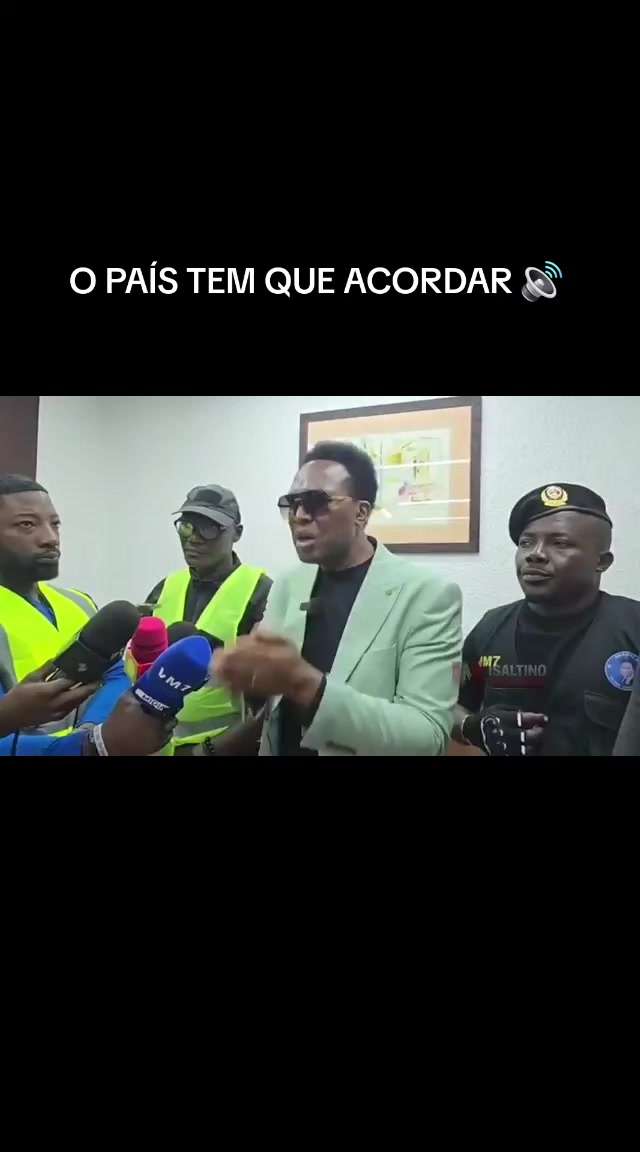 @ANAMOLA