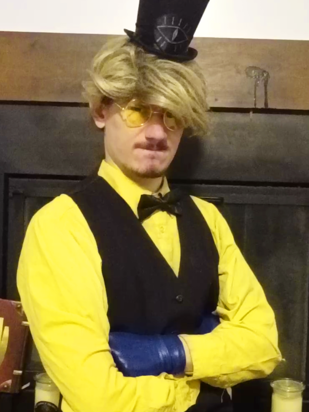@Sam (SamulationCosplay)