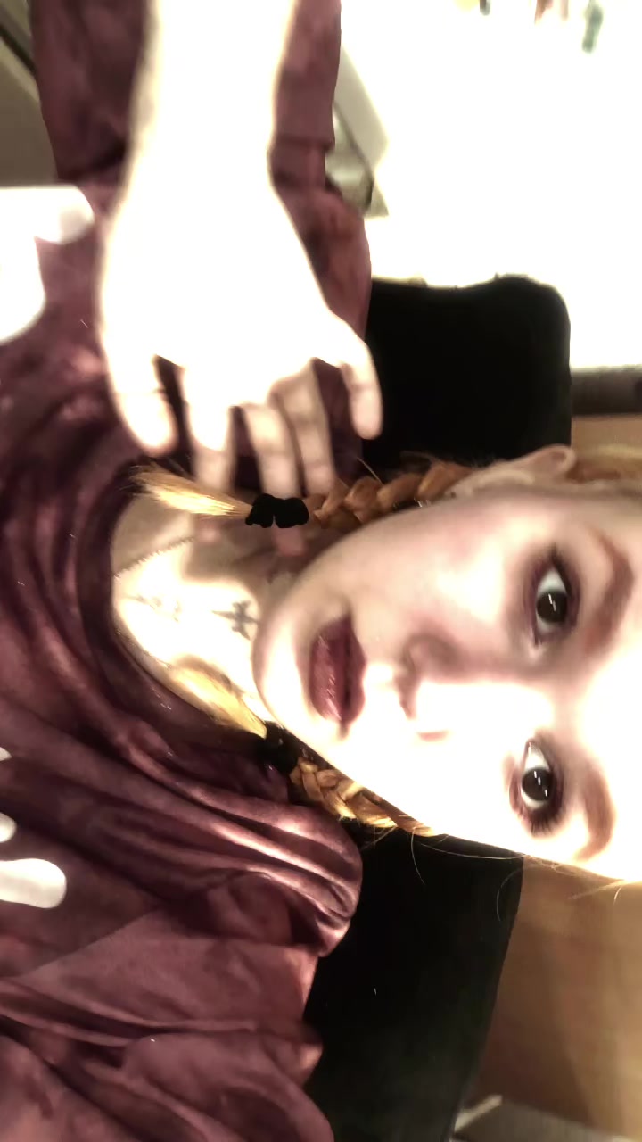 @просто Kira