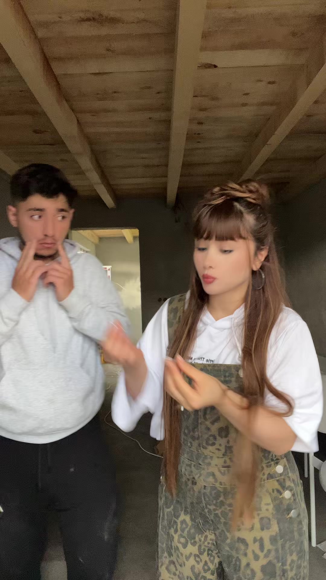 @NiA