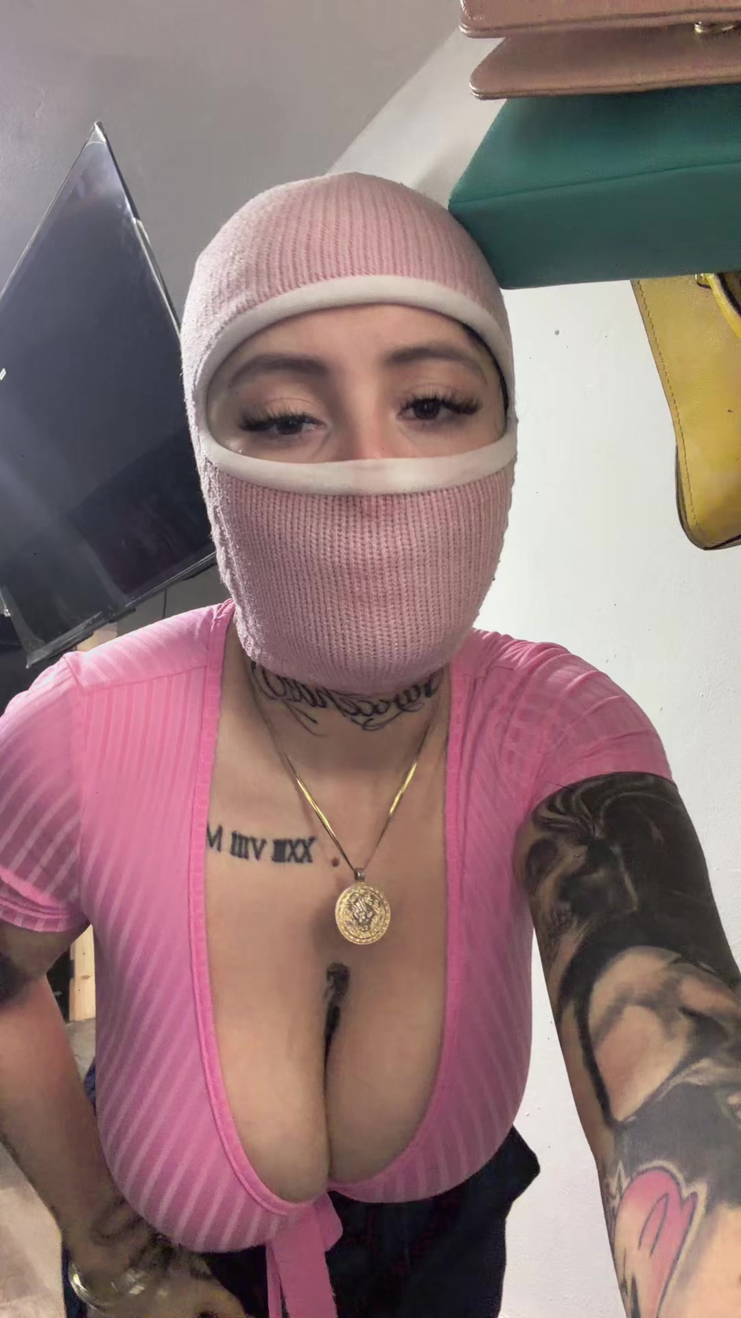 @KARLABARCENAS⚡️
