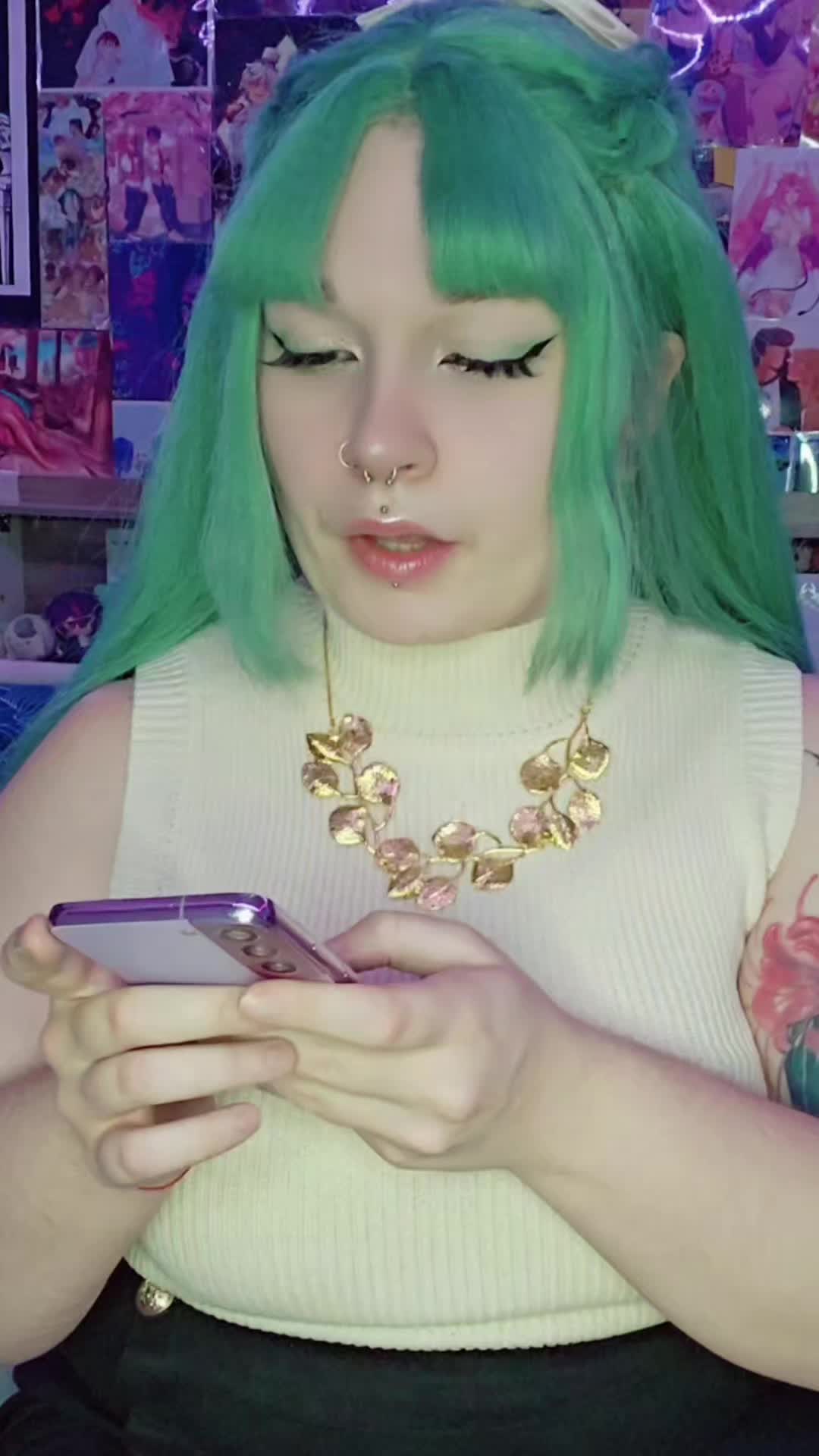 @_ch3rry_cos