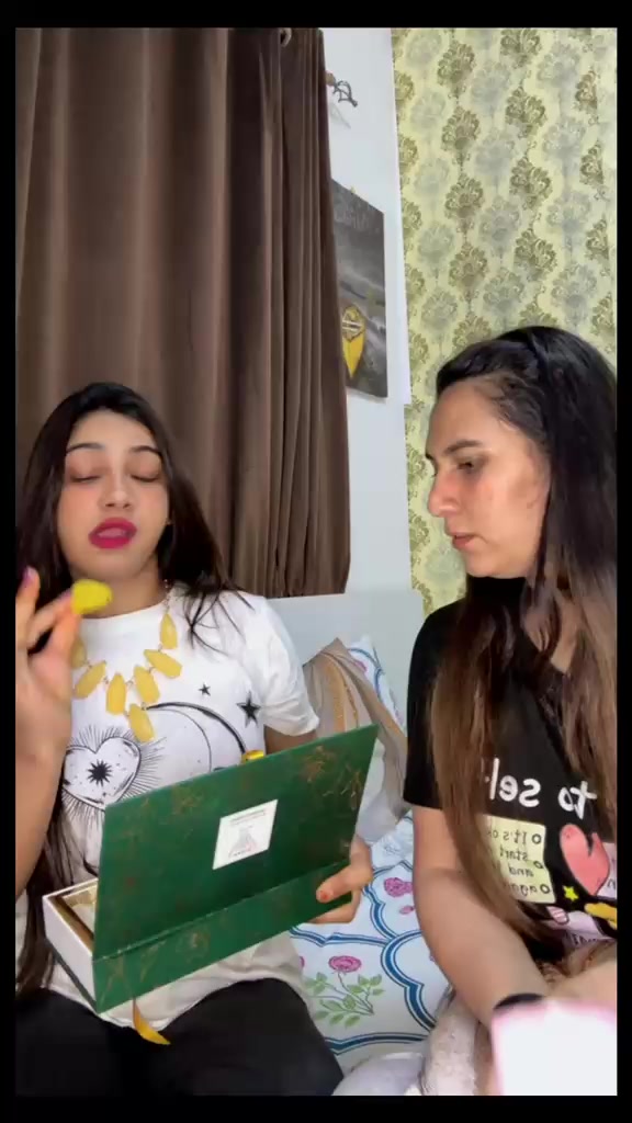 @kaur💞