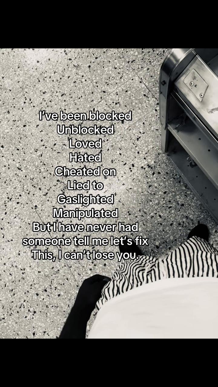 @𝚄𝙽𝙺𝙽𝙾𝚆𝙽 &times;͜&times;