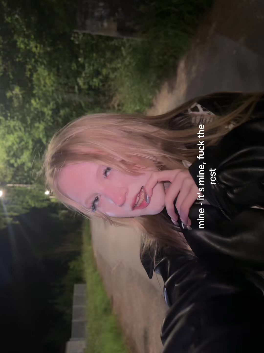 @dyishiluvdouble812