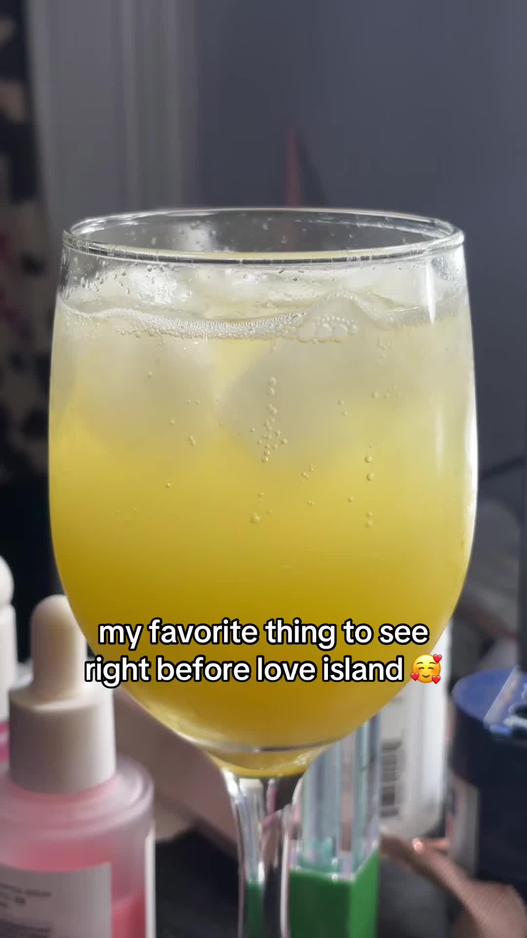 @mshellolitty